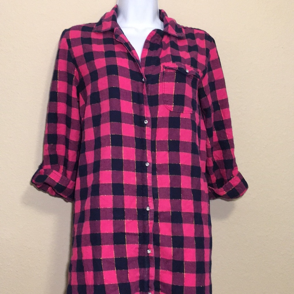 Aerie women’s pink and black button down shirt - Picture 3 of 7